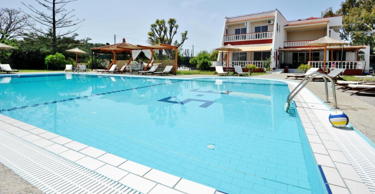Naturist Angel Nudist Club Hotel - Adults Only Paradíszi Kültér fotó