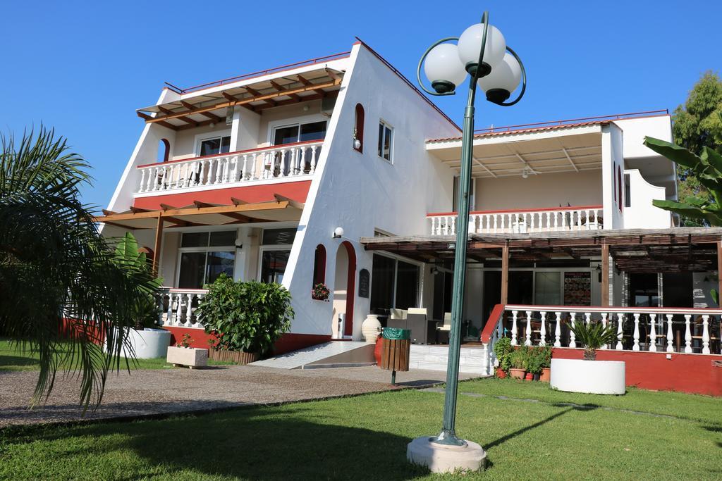 Naturist Angel Nudist Club Hotel - Adults Only Paradíszi Kültér fotó