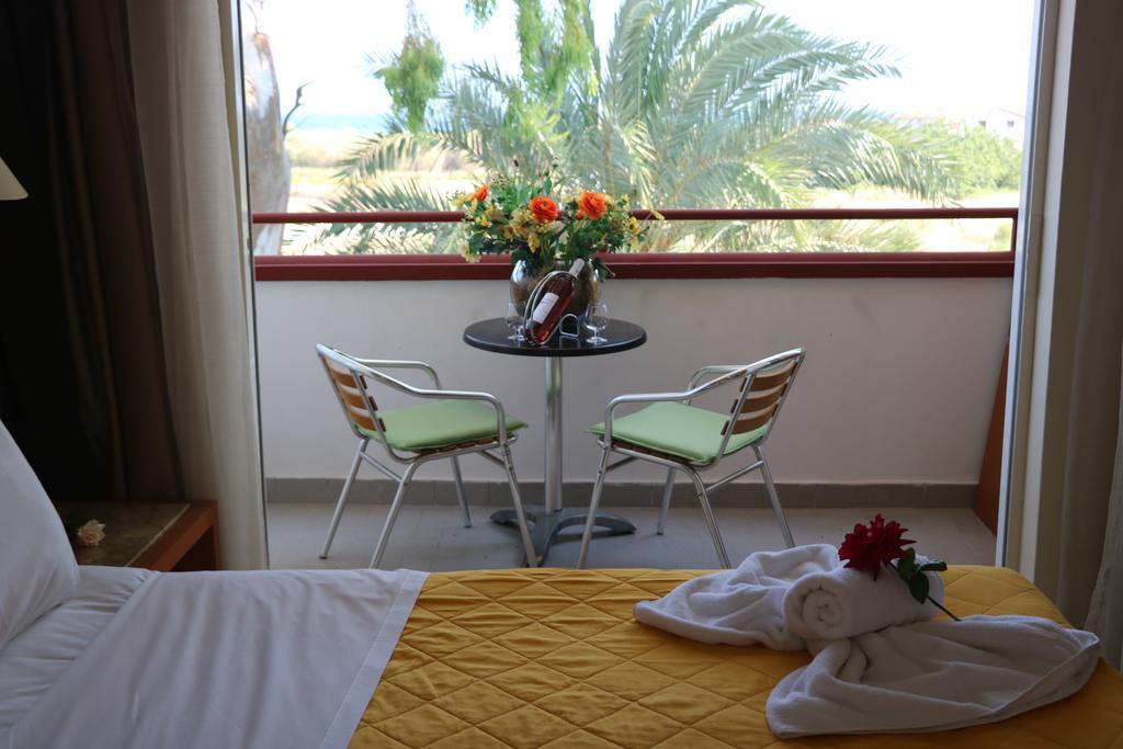 Naturist Angel Nudist Club Hotel - Adults Only Paradíszi Kültér fotó