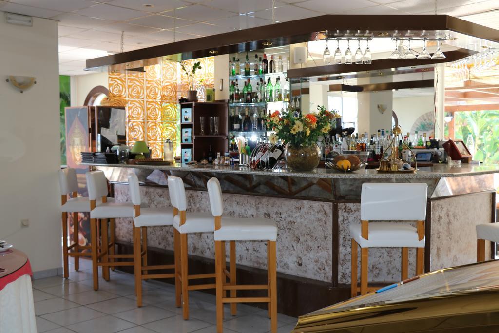 Naturist Angel Nudist Club Hotel - Adults Only Paradíszi Kültér fotó